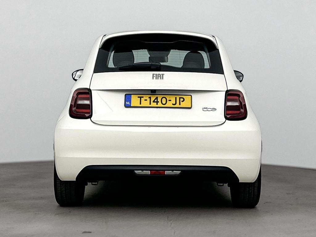 Fiat 500 Icon 42 kWh | Cruise Control | Achteruitrijcamera |, Auto's, 12 maanden, Stof, 4 stoelen, Wit