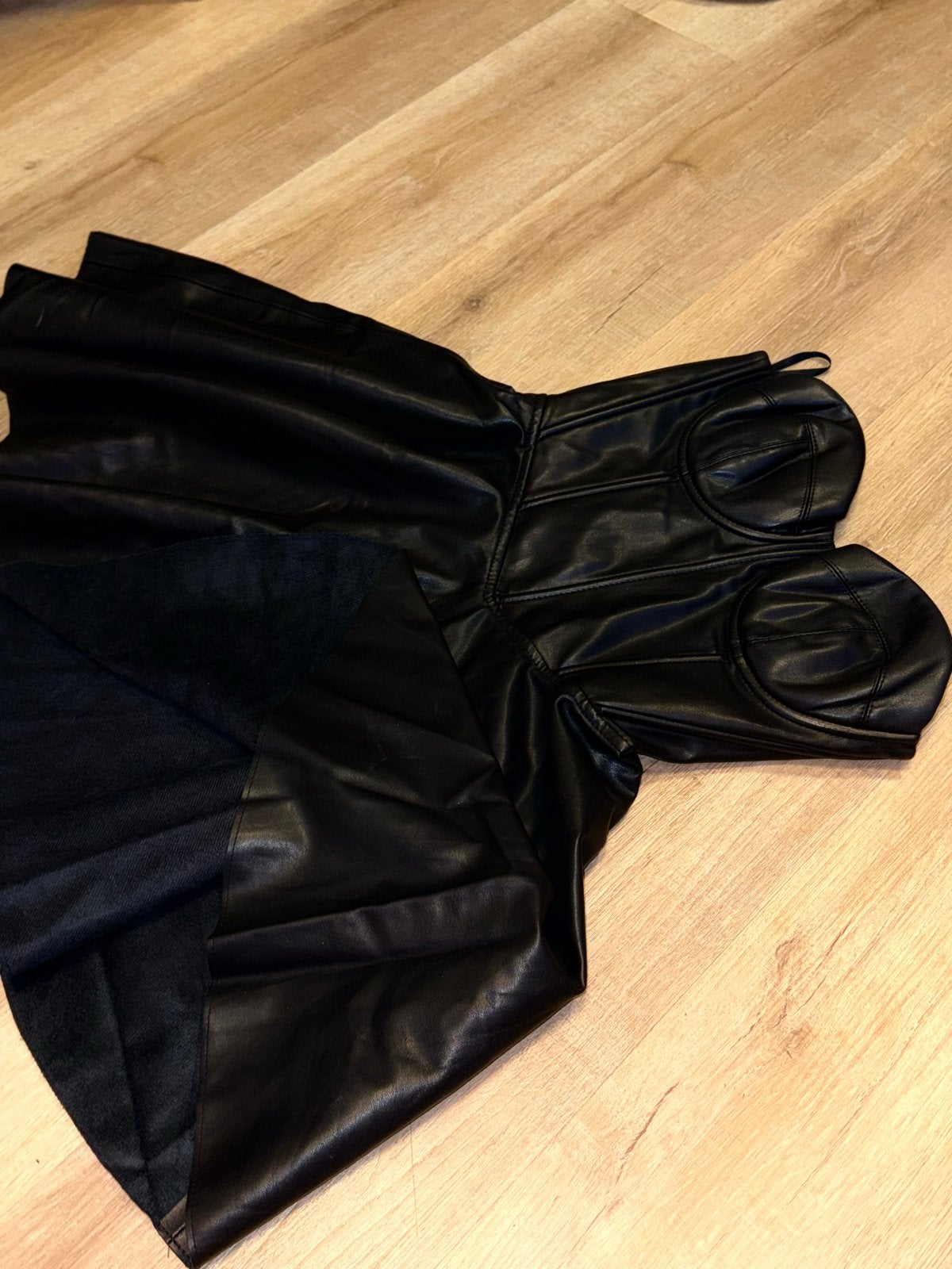 Zwart leren jurkje, Kleding | Dames, Jurken, Zwart, Ophalen of Verzenden, Zo goed als nieuw, Maat 36 (S)