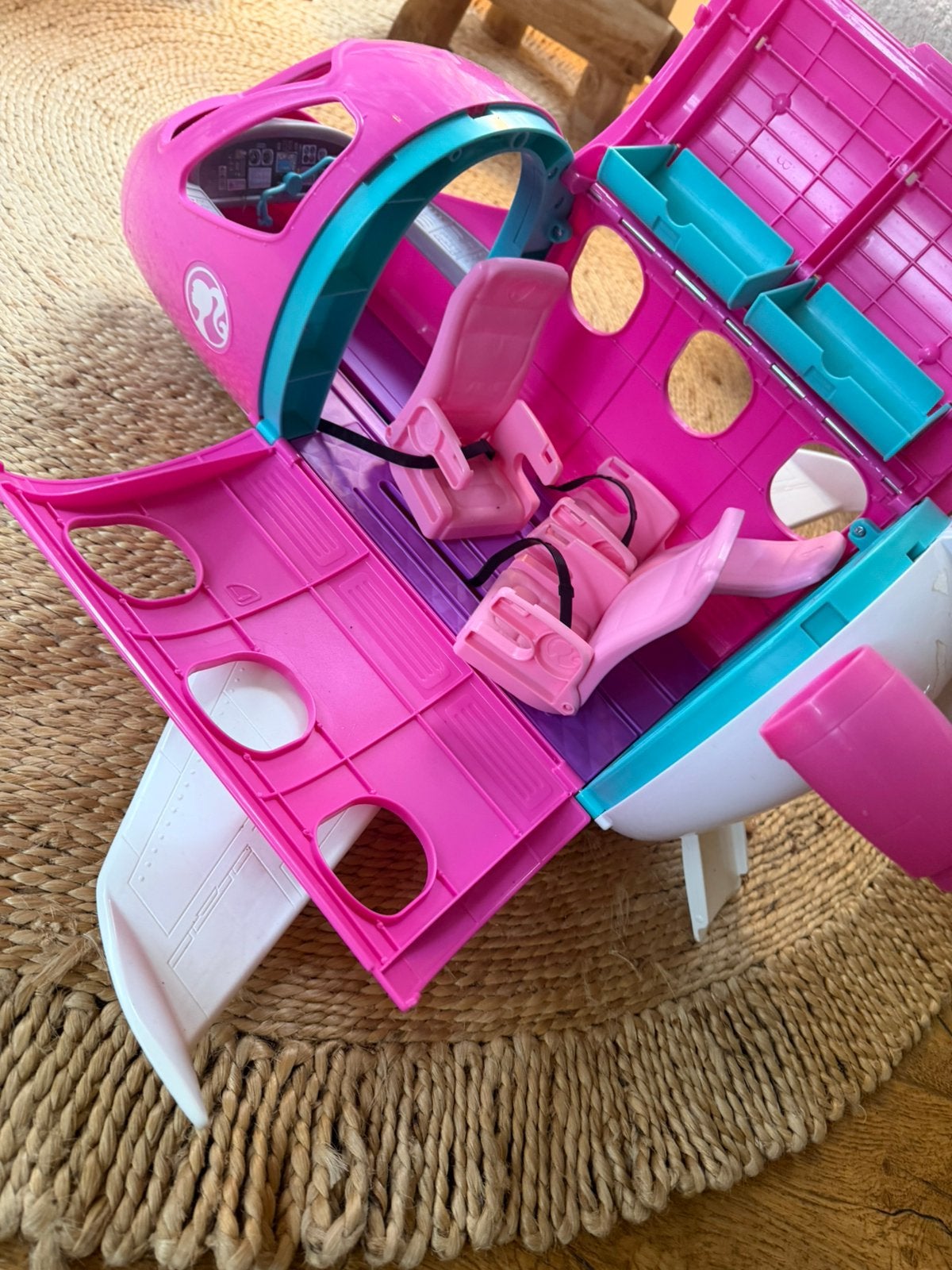 Barbie Dreamplane vliegtuig groot speelvliegtuig met stoelen, Ophalen, Zo goed als nieuw, Kunststof