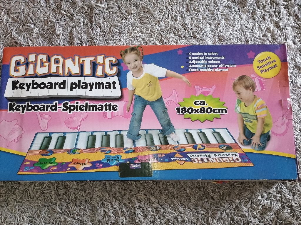 Gigantic keyboard playmat, Kinderen en Baby's, Speelgoed | Educatief en Creatief, Ophalen of Verzenden, Zo goed als nieuw