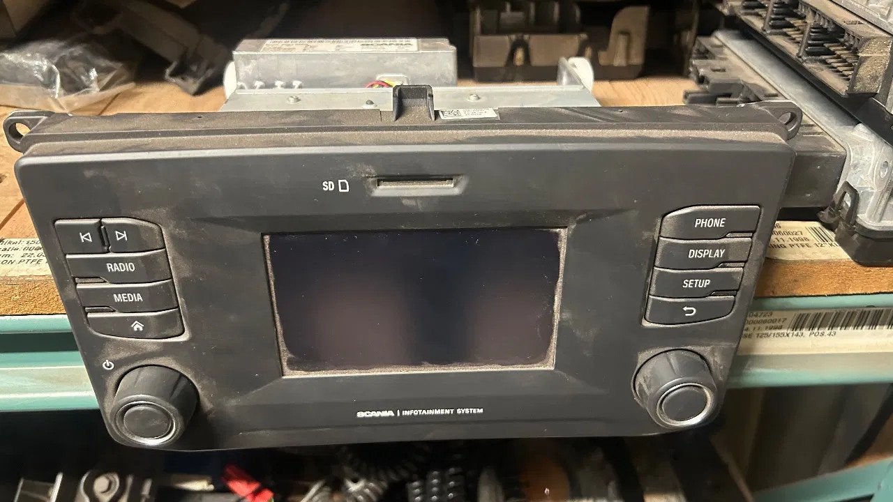 Scania Aus 4 Radio 2819280, Gebruikt, Scania, Dashboard en Schakelaars