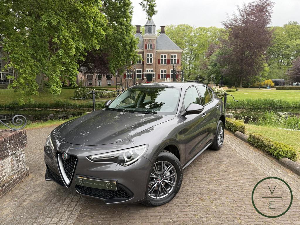 Alfa Romeo Stelvio 2.0 T AWD Super | Camera | Led |, Auto's, Alfa Romeo, Automaat, 4 cilinders, 2000 kg, Leder en Stof