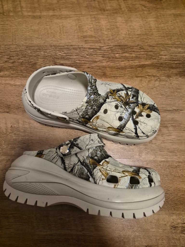 Crocs mega crush 38-39, Kleding | Dames, Schoenen, Ophalen of Verzenden, Nieuw, Overige typen