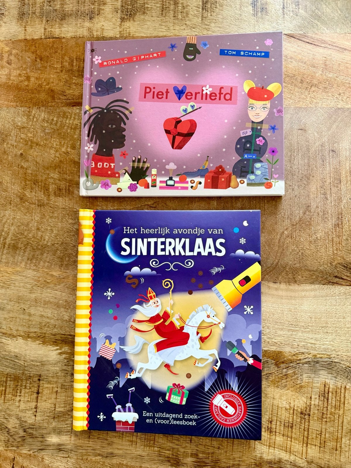 2 leuke Sint Kinderboeken, Ophalen, Zo goed als nieuw, Sprookjes