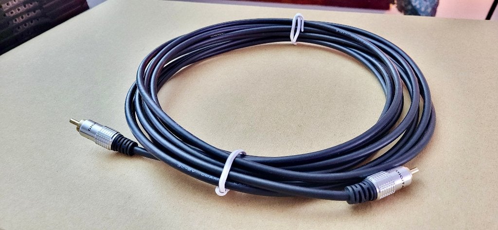 COAXIAL CABLE voor subwoofer * 5 meter * Topklasse, Subwoofer, Ophalen of Verzenden, Zo goed als nieuw, 150 watt of meer