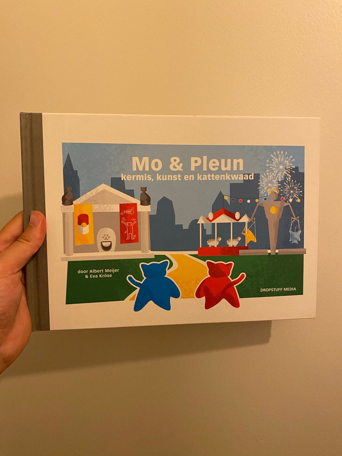 Mo & Pleun: kermis, kunst en kattenkwaad, Ophalen of Verzenden, Zo goed als nieuw, Nederland