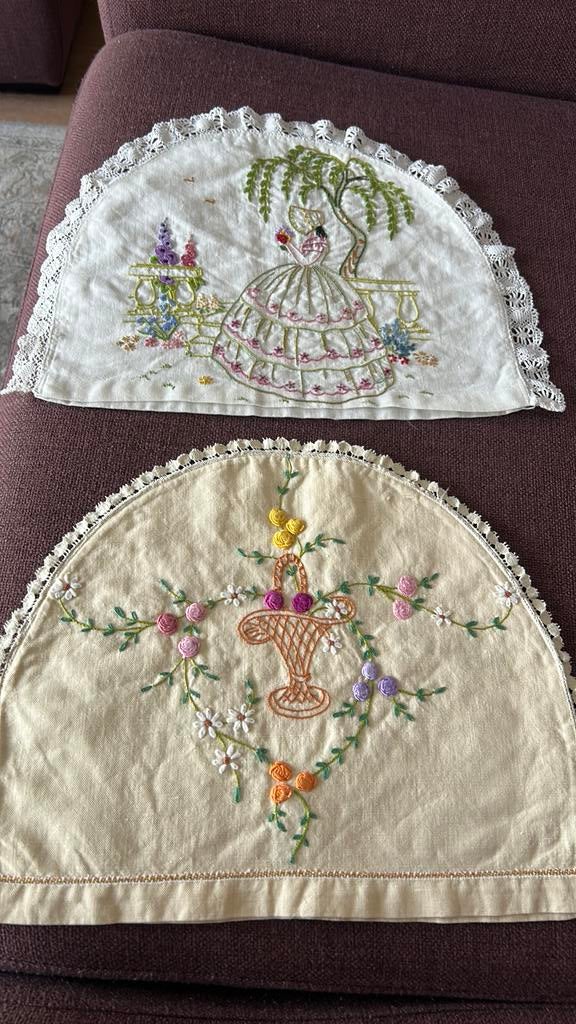 Vintage theemuts hoesjes 2 stuks, Ophalen of Verzenden