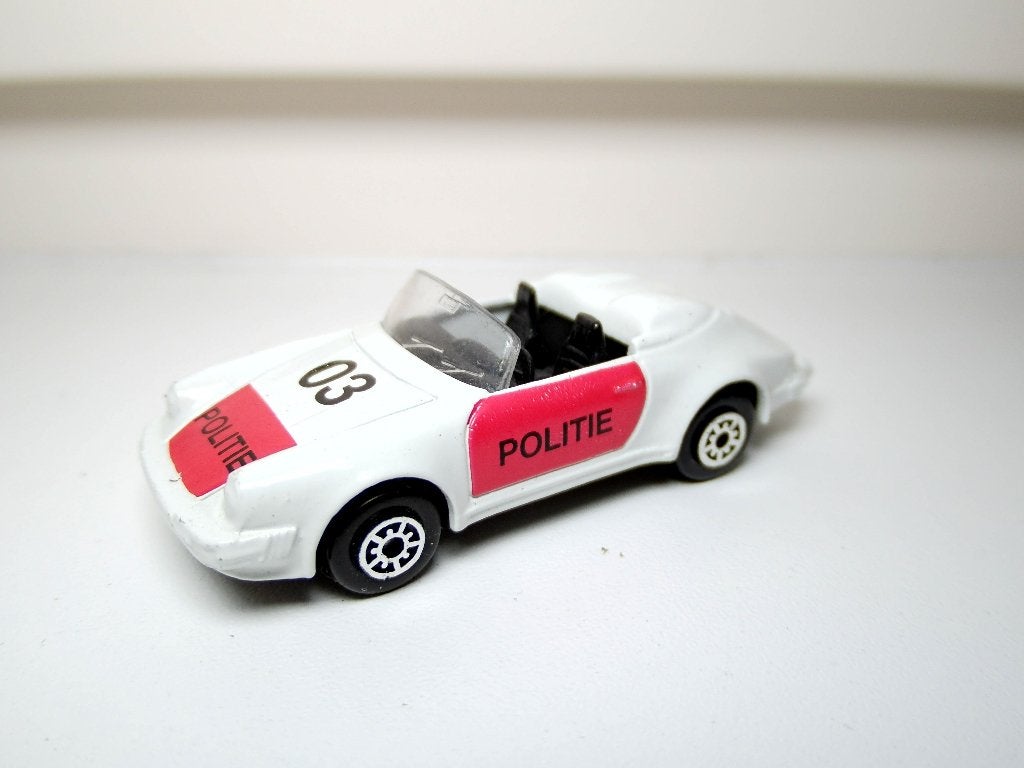 Edocar 1/64 Porsche 911 Speedster Politie, Hobby en Vrije tijd, Modelauto's | Overige schalen, Verzenden, Zo goed als nieuw, Auto