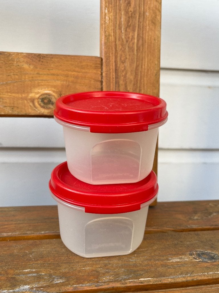 2x Vintage Tupperware RuimteSpaarder Rond 200 ml rood, Huis en Inrichting, Ophalen of Verzenden, Rood