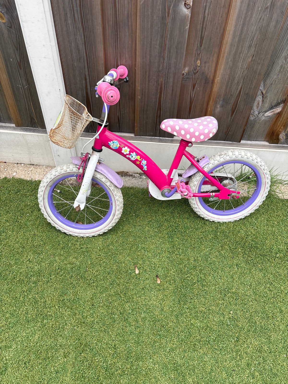 Leuke roze kinderfiets met mandje, Fietsen en Brommers, Ophalen of Verzenden, Gebruikt, 16 tot 20 inch