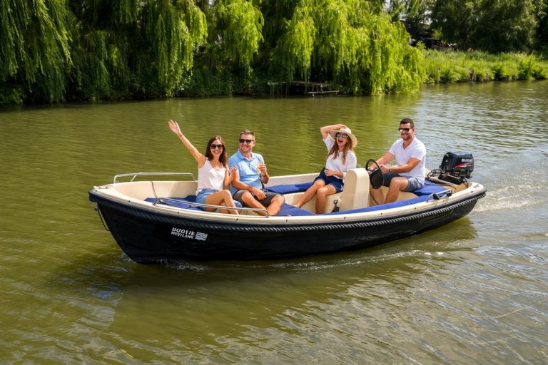 Boot huren Westland | Dagje varen zonder vaarbewijs, Sloep of Motorboot