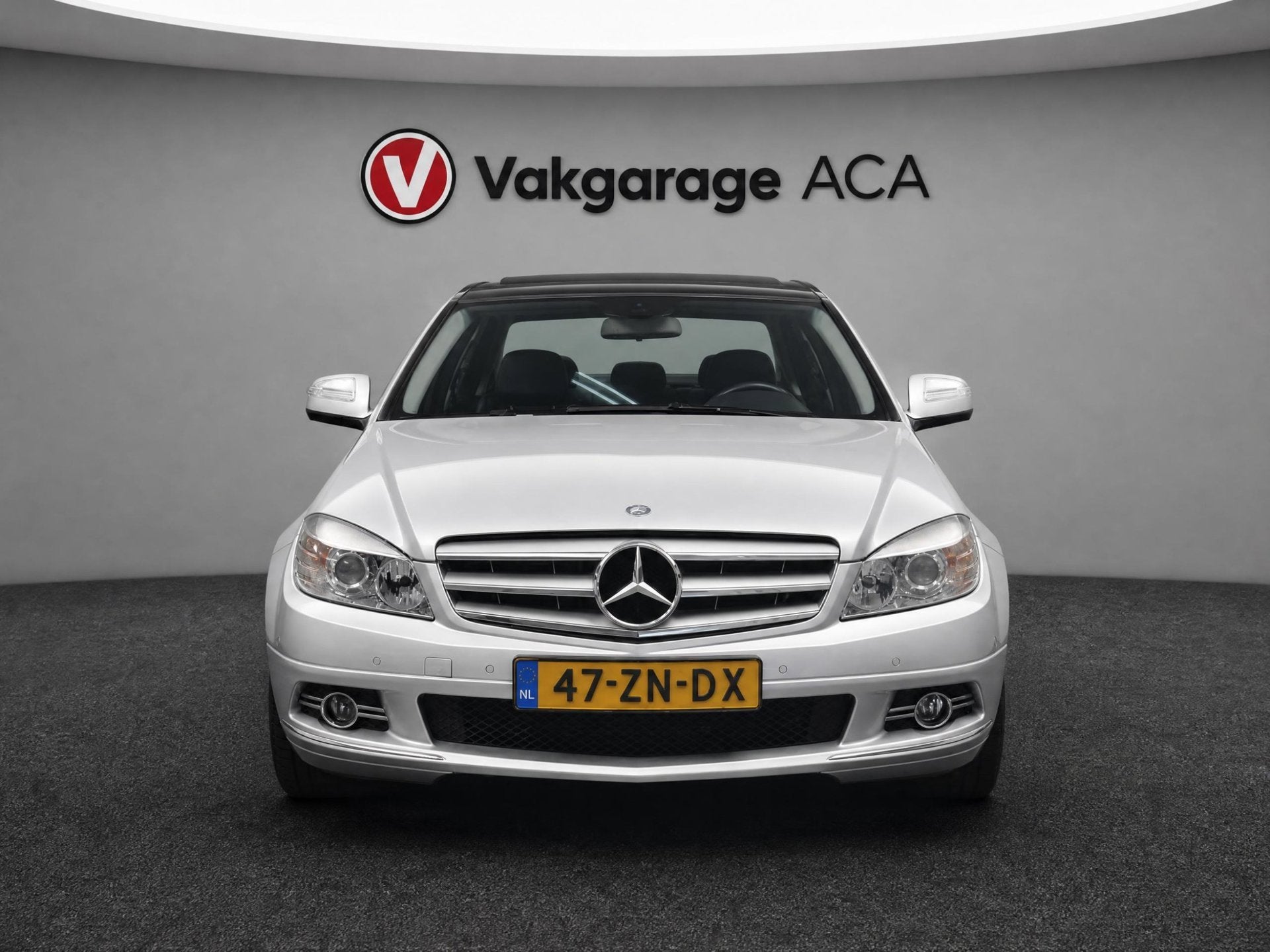 Foto 2 van Mercedes-Benz C-klasse 180 K Avantgarde // PANO // TREKHAAK