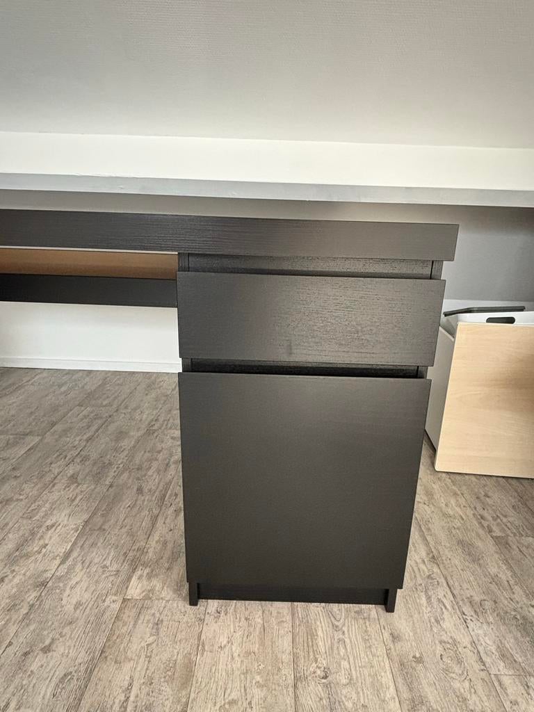 Zwart IKEA Bureau met Lades en Opbergruimte, Ophalen, Zwart, Met lades, Spaanplaat of MDF