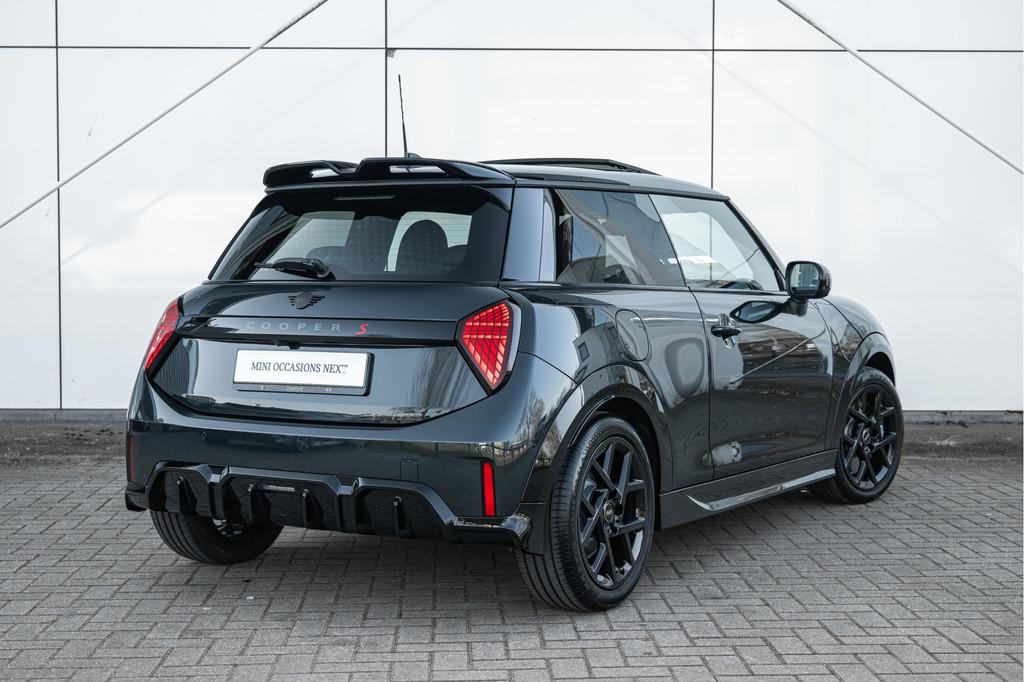 MINI Hatchback Cooper S Automaat / JCW / Pakket XL / 17" Joh, Auto's, Mini, 1998 cc, 4 cilinders, Met garantie (alle), 4 stoelen