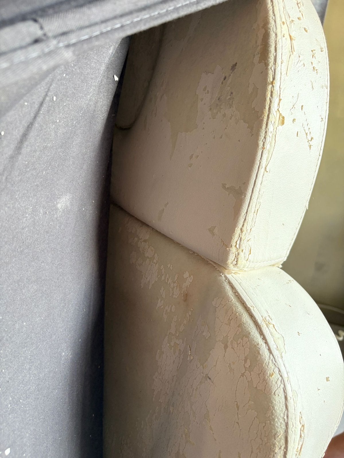 Behandelstoel met stoelverwarming (hoogteverstelling defect), Huis en Inrichting, Stoelen, Ophalen, Kunststof, Gebruikt, Overige kleuren
