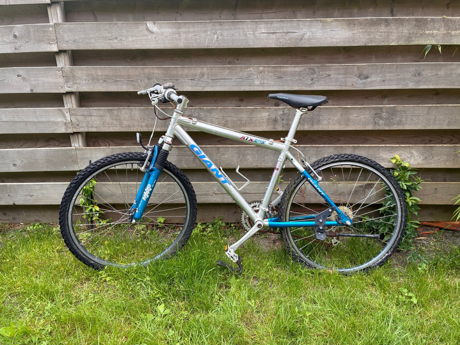 Giant Mountainbike ATX 830 - opknapper, Fietsen en Brommers, Fietsen | Mountainbikes en ATB, Ophalen, Gebruikt, Hardtail, Giant
