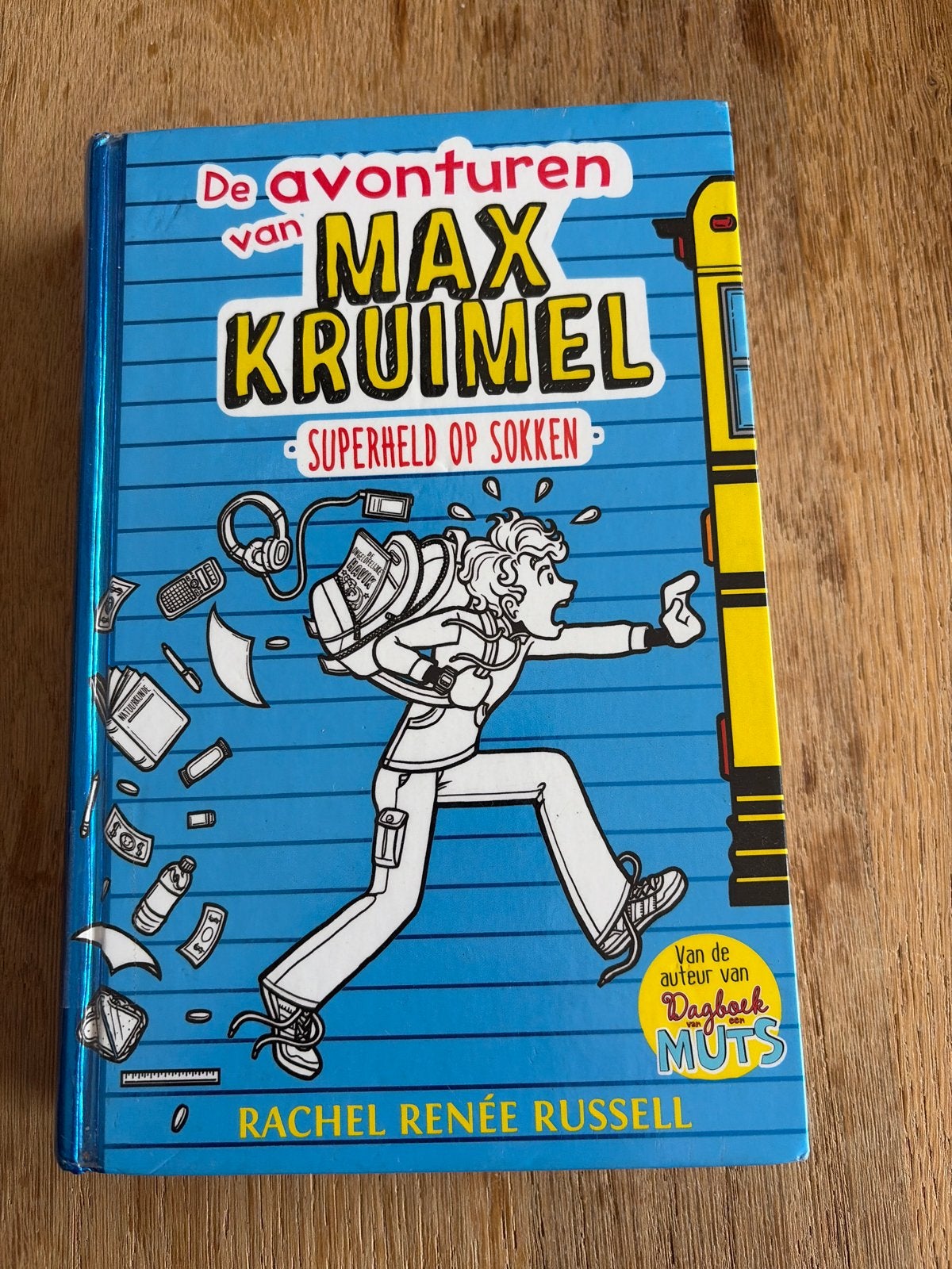 De avonturen van Max Kruimel - Superheld op sokken, Ophalen, Gelezen, Fictie