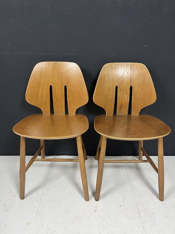 2 Deense vintage design eetkamerstoelen, Huis en Inrichting, Stoelen, Niet ingevuld, Gebruikt, Twee, Bruin