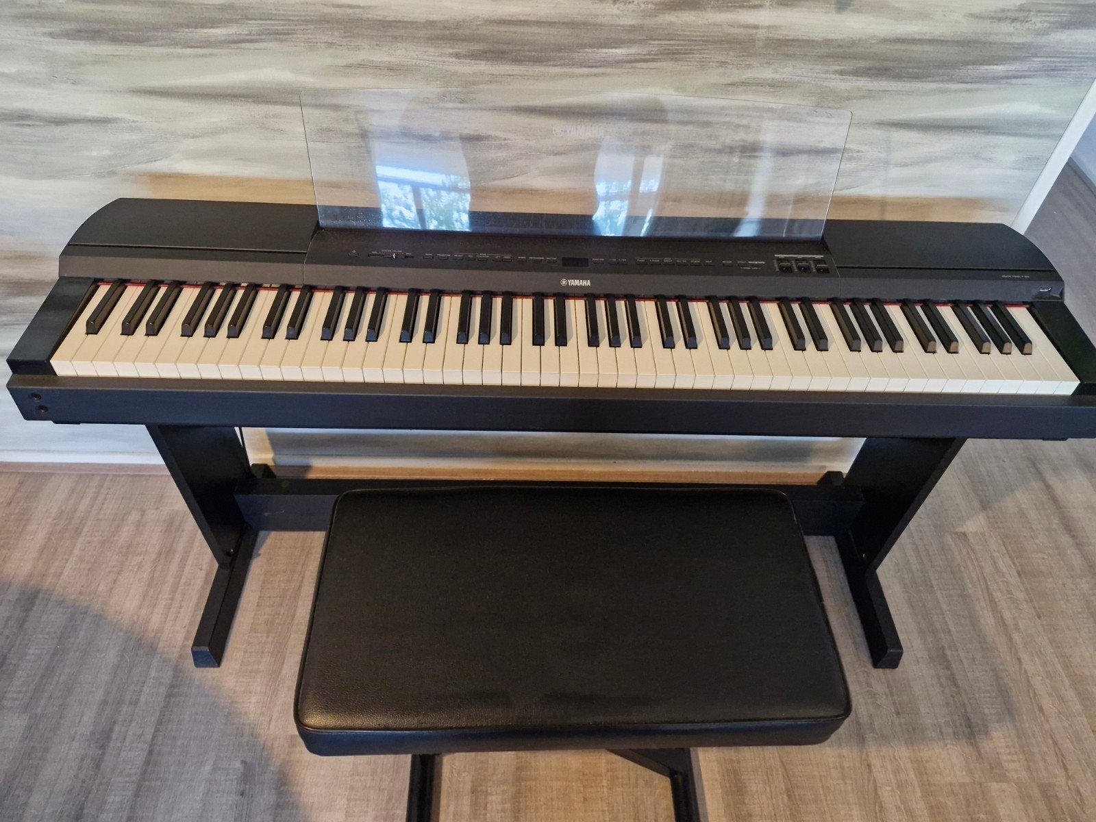 Yamaha P-255 digitale piano, Ophalen, Zo goed als nieuw, Zwart, Hoogglans