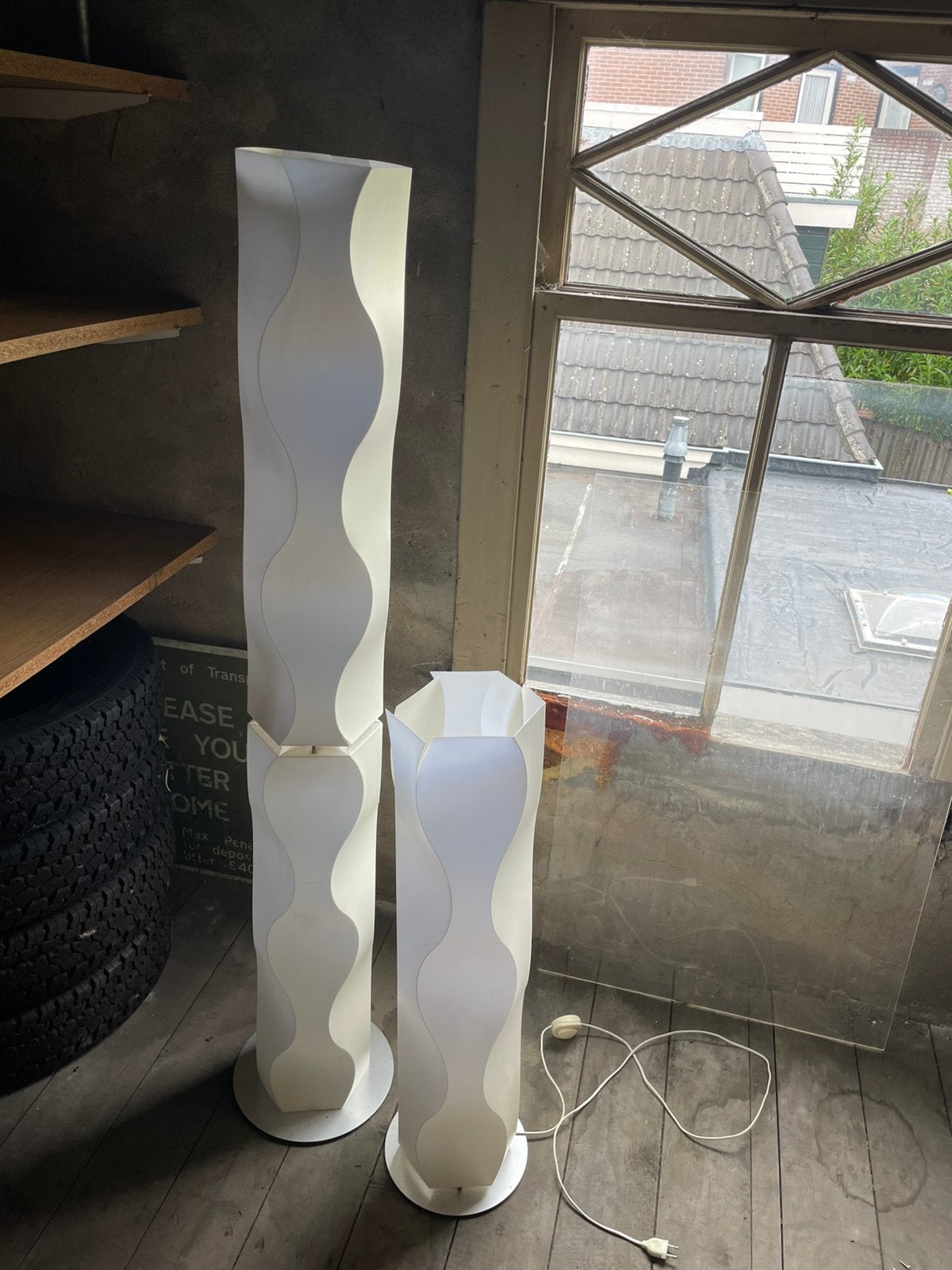 2 vintage design vloerlampen van Slamp, Ophalen, Gebruikt, Vintage design, 150 tot 200 cm