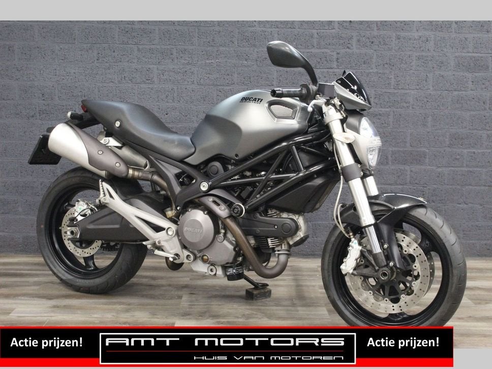 DUCATI M 696 (bj 2010) M696 Mat Grijs, DUCATI, 2 cilinders, Bedrijf, Onbekend