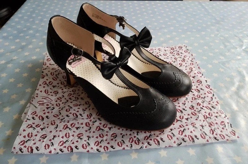 Pin-Up Couture hakken - mt. 41½, Kleding | Dames, Schoenen, Nieuw, Pumps, Zwart, Ophalen of Verzenden