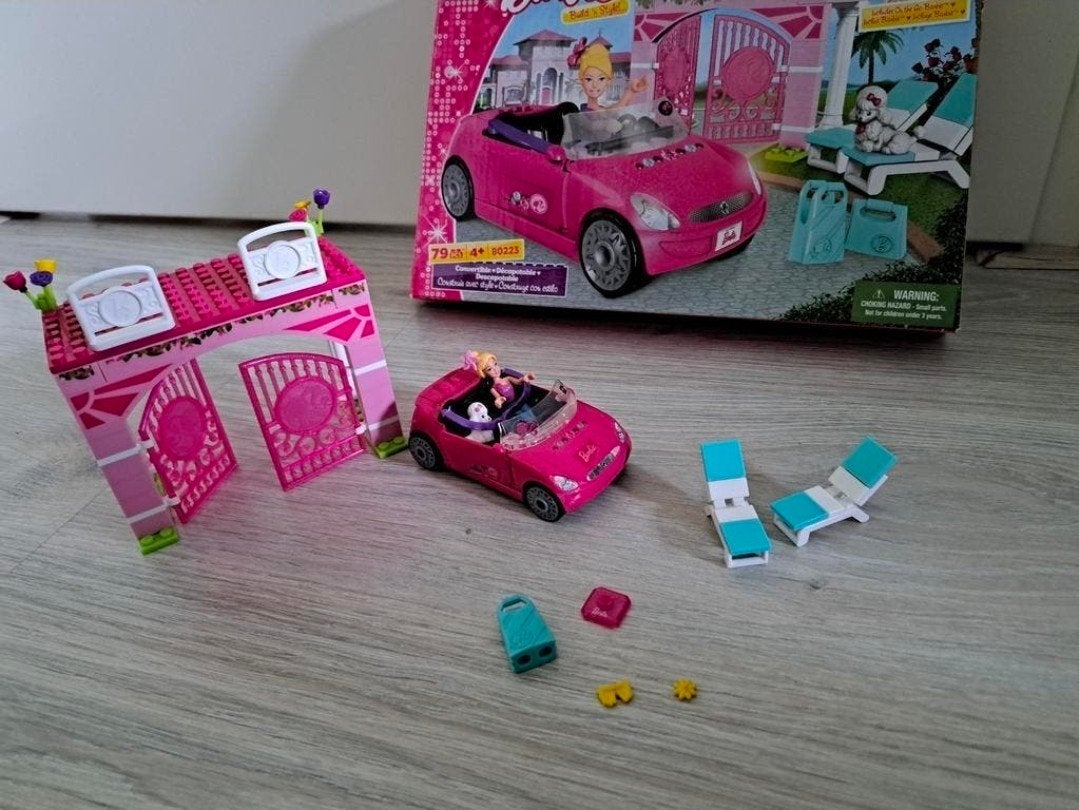 Barbie Mega Bloks set met auto en poort, incl. doos, Ophalen of Verzenden