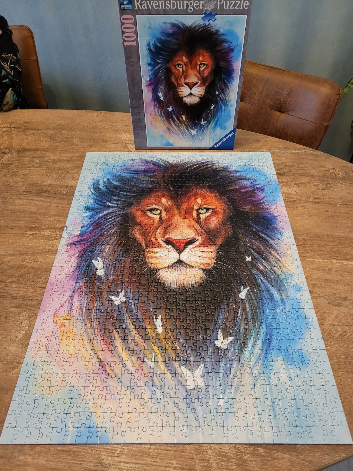 MAJESTUEZE LEEUW 1000 stukjes van RAVENSBURGERVkost 5.00, Ophalen of Verzenden, 500 t/m 1500 stukjes, Zo goed als nieuw, Legpuzzel