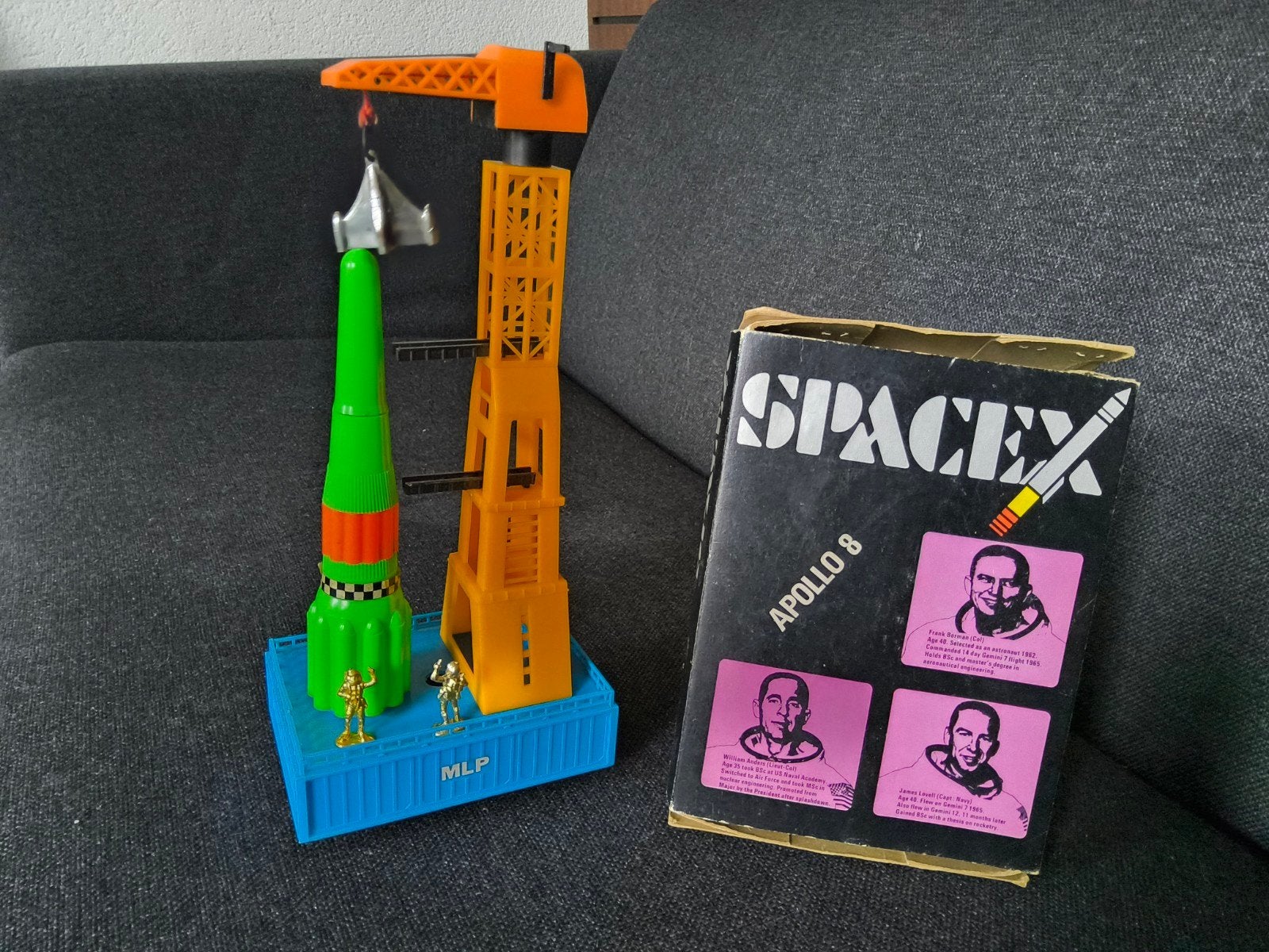 Vintage SPACEX Apollo 8 Raket met Lanceerplatform, Ophalen of Verzenden