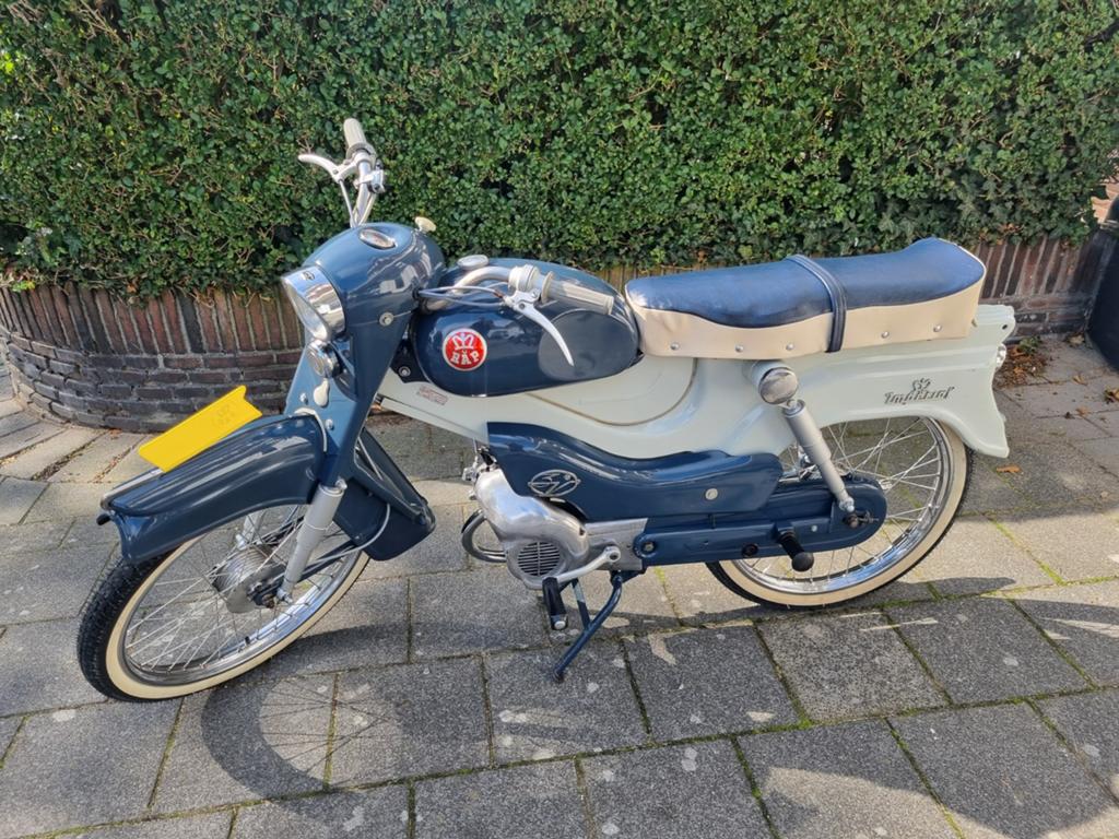 Rap Imperial bromfiets.
Geforceerde koeling., Fietsen en Brommers, Brommers | Oldtimers, Ophalen of Verzenden
