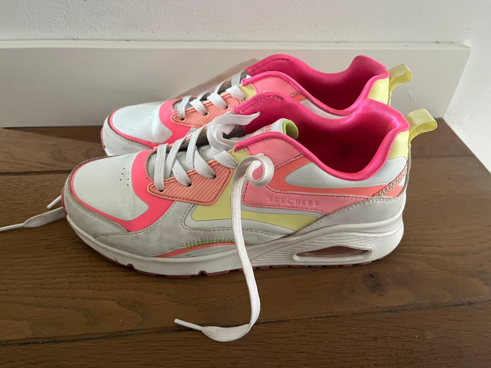 Skechers maat 38, Ophalen of Verzenden, Zo goed als nieuw, Meisje, Schoenen