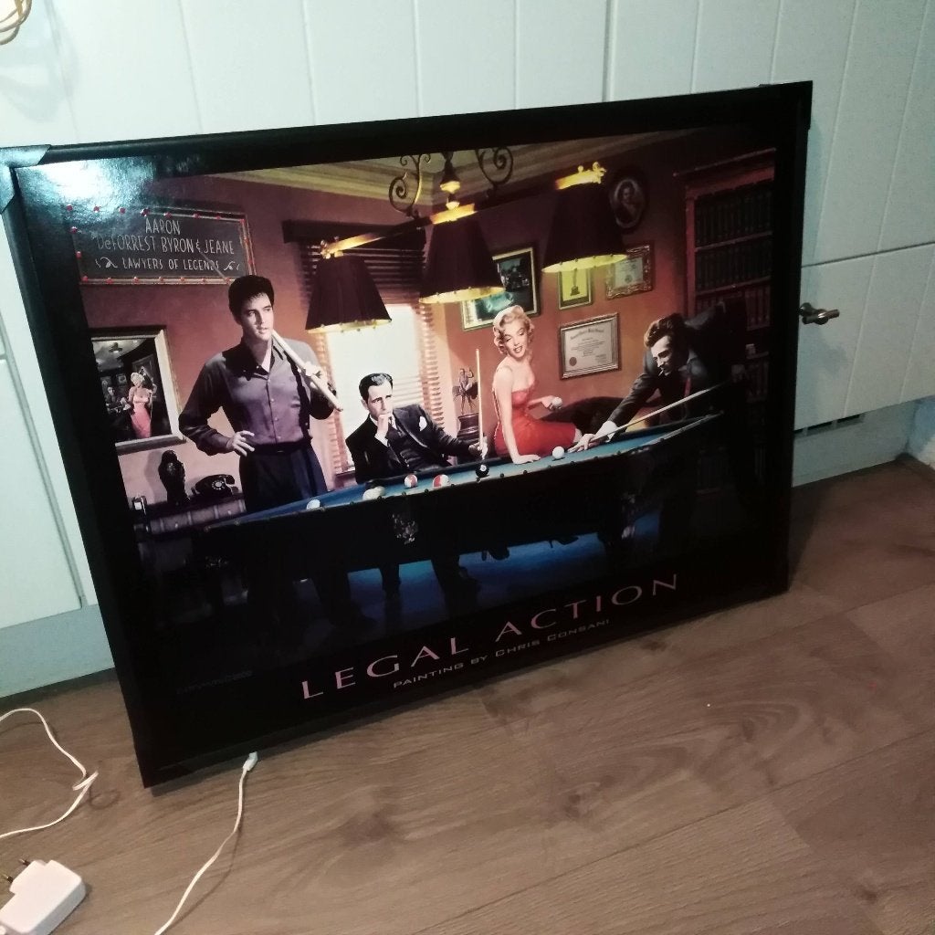 (LED)verlichte wanddecoratie Legal Action by Chris Consani, Huis en Inrichting, Ophalen, Meerkleurig, Klassiek, Overige typen