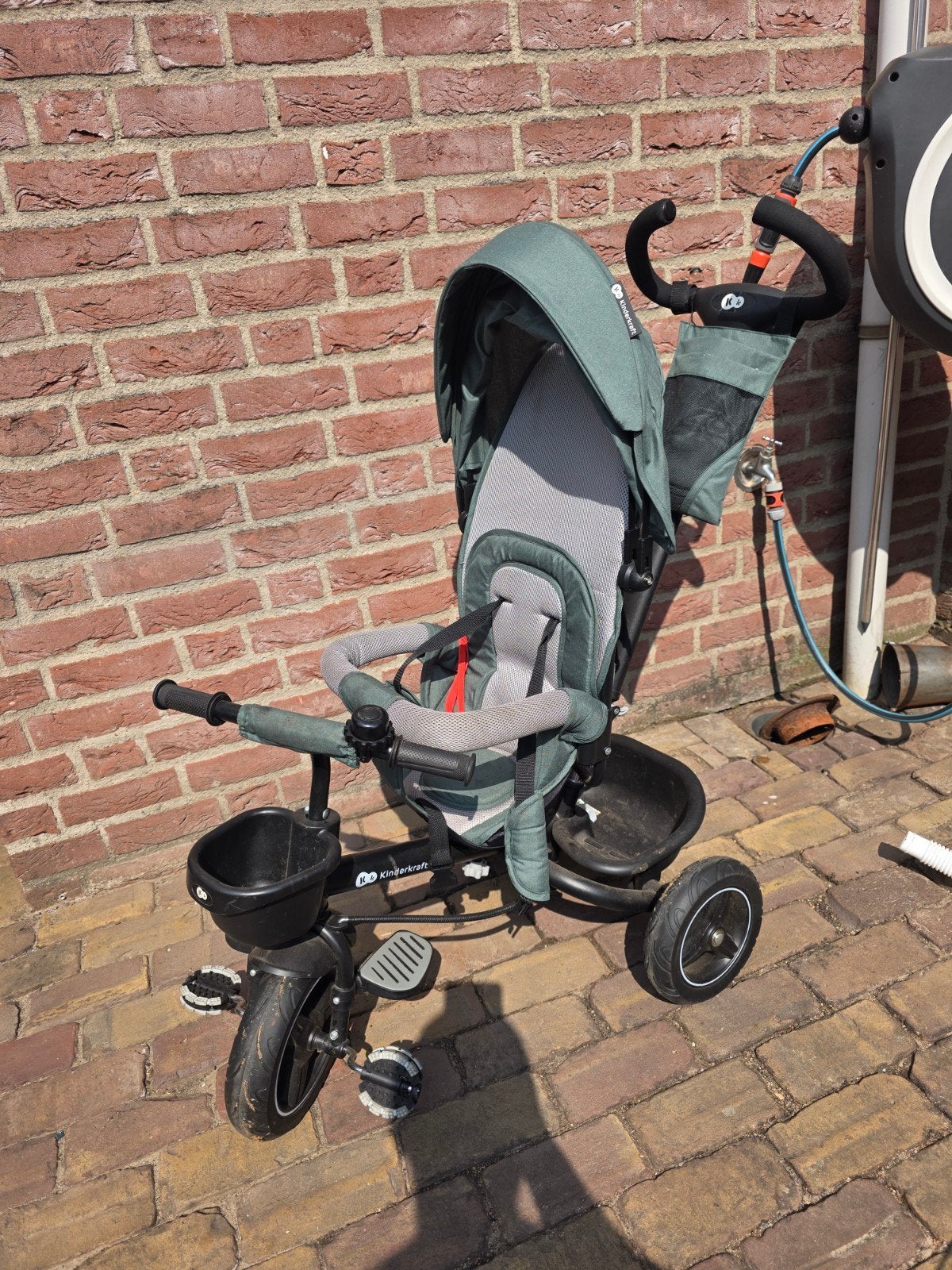 Kinderkraft driewieler met duwstang en zonnekap, Ophalen, Zo goed als nieuw, Overige typen