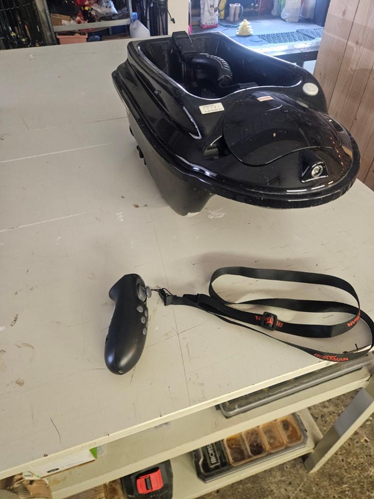 Voerboot met afstandsbediening, Ophalen of Verzenden, Gebruikt, Overige typen