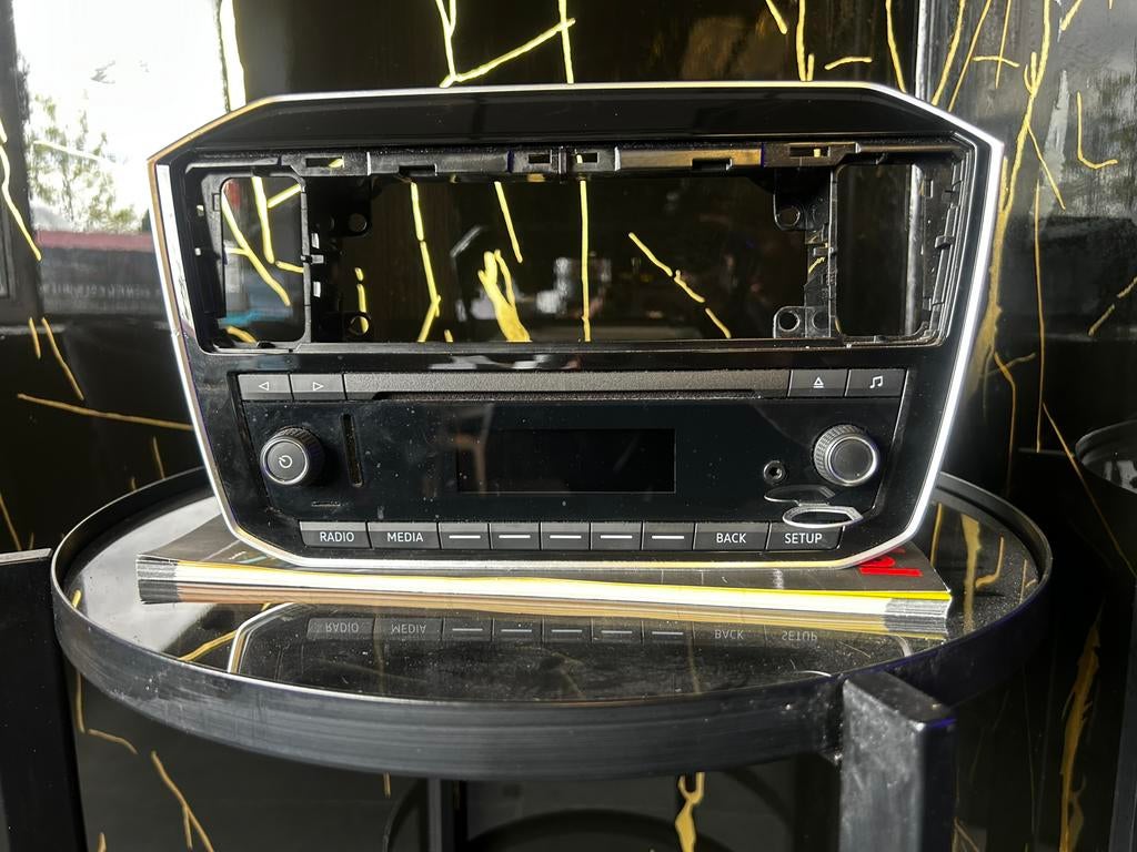 Radio vw up 2017, Auto-onderdelen, Ophalen of Verzenden, Bumper
