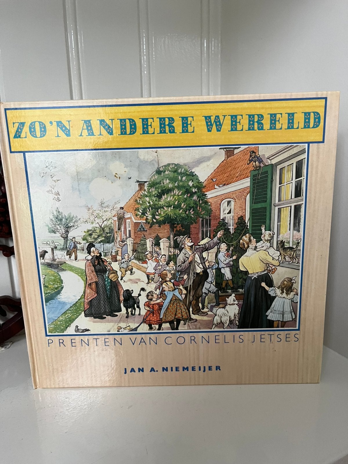Zo’n andere wereld, Boeken, Prentenboeken en Plaatjesalbums, Ophalen of Verzenden, Gelezen, Prentenboek