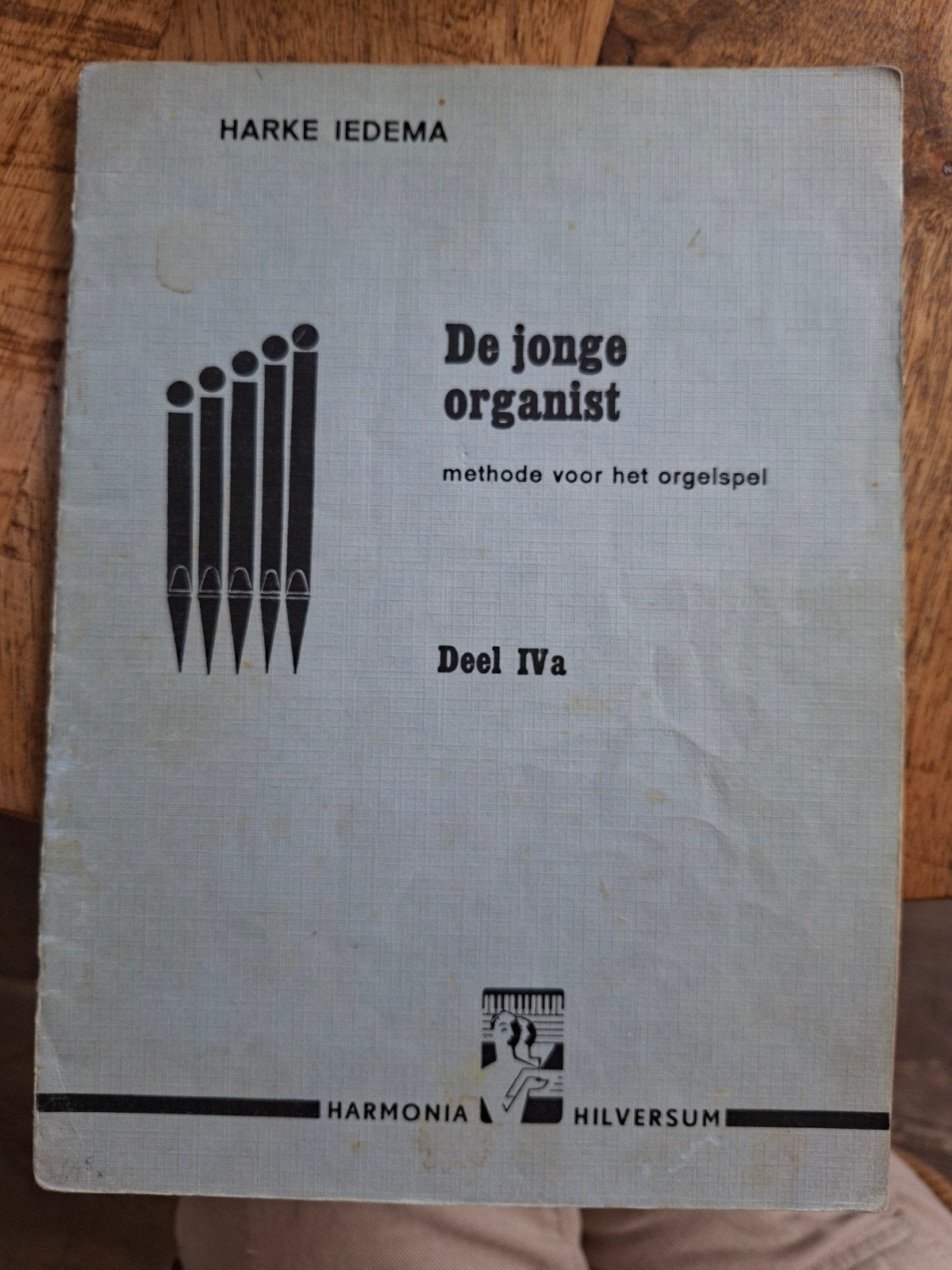 De Jonge Organist - Methode voor het orgelspel Deel IVa, Muziek en Instrumenten, Bladmuziek, Orgel, Gebruikt, Klassiek, Les of Cursus