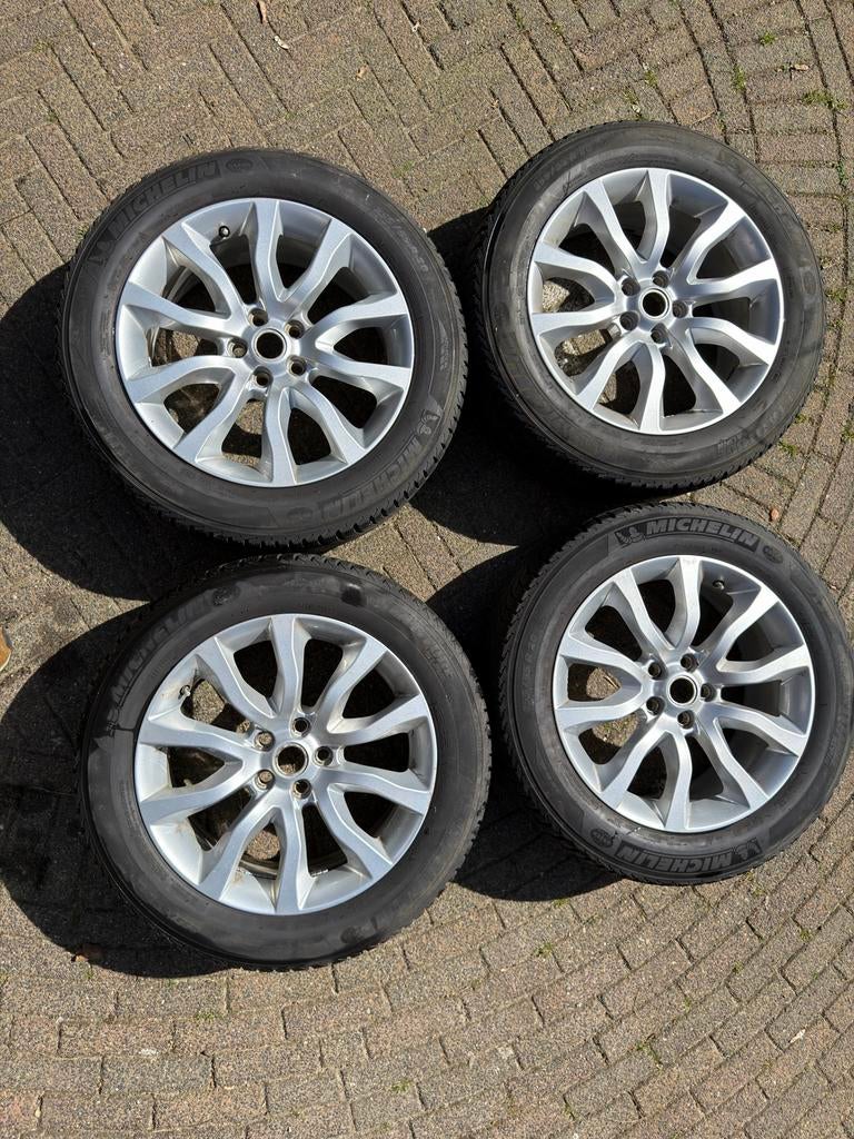 Range Rover Sport  zeer mooie velgen met winterbanden, Auto-onderdelen, Banden en Velgen, Ophalen, Gebruikt, Overige, Banden en Velgen
