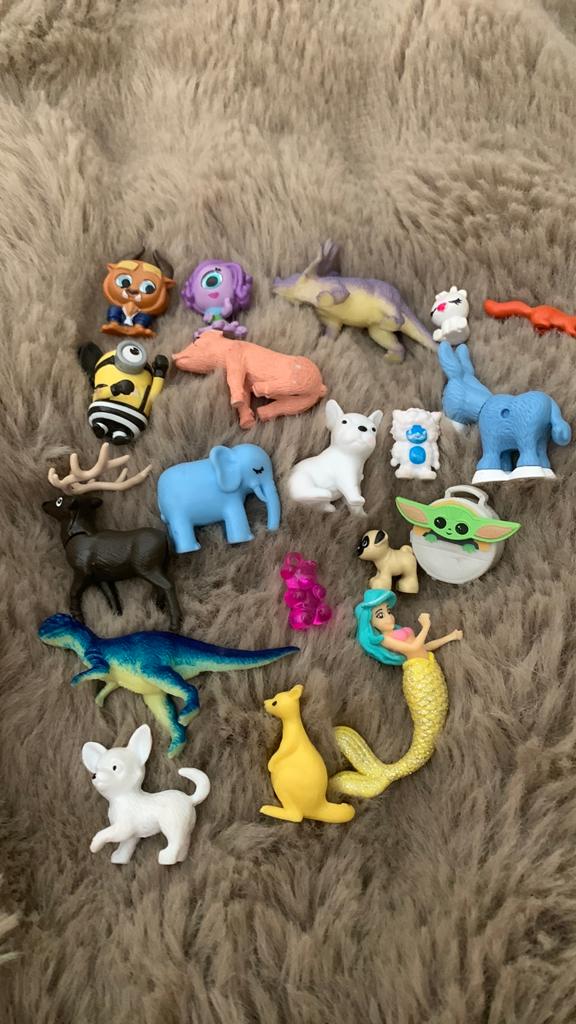 21 mini figuurtjes, Verzamelen, Ophalen of Verzenden, Gebruikt