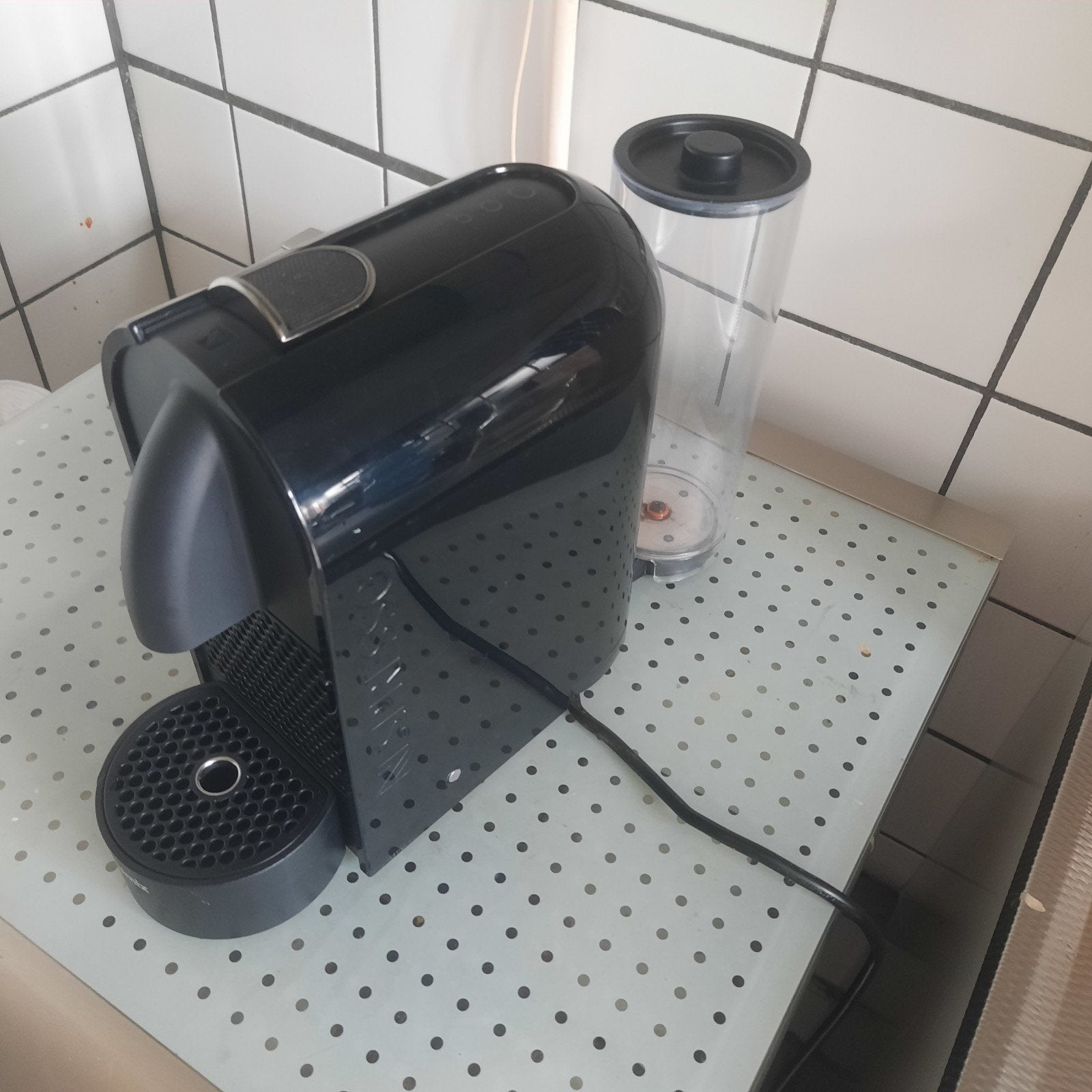 Nespresso Magimix Inissia Koffiezetapparaat Zwart, Ophalen, Espresso apparaat, Zo goed als nieuw, 1 kopje