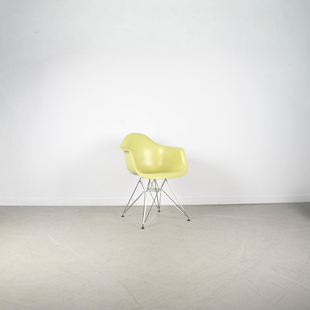 29x Vitra Eames DAR Kuipstoel Limoen – Chroom, Niet ingevuld, Gebruikt, Niet ingevuld, Ophalen of Verzenden