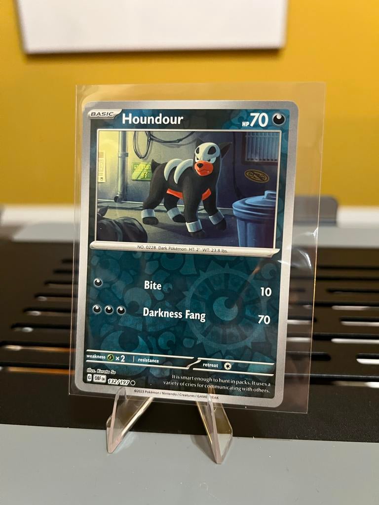 Pokémon Kaart Houndour 132/197 (Obsidian Flames)Reverse Holo, Ophalen of Verzenden, Zo goed als nieuw, Losse kaart