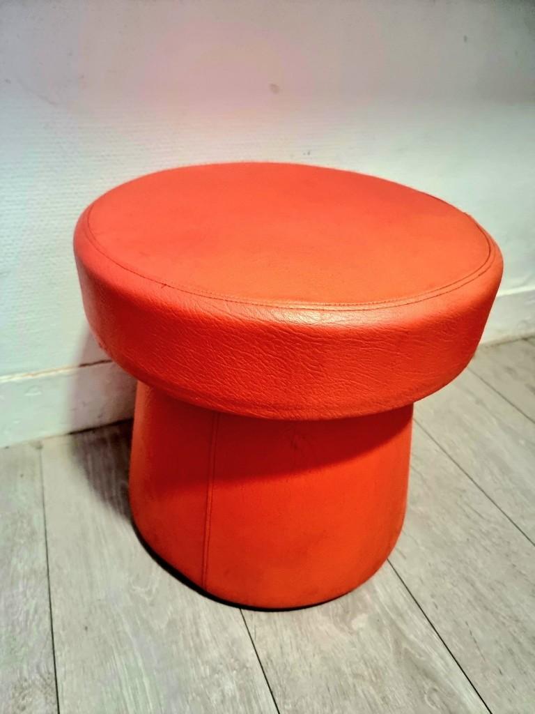 9895:  Vintage 1970s Mushroom Poef / Stool, Huis en Inrichting, Banken | Voetenbanken en Poefen, Vintage 1970, Minder dan 50 cm