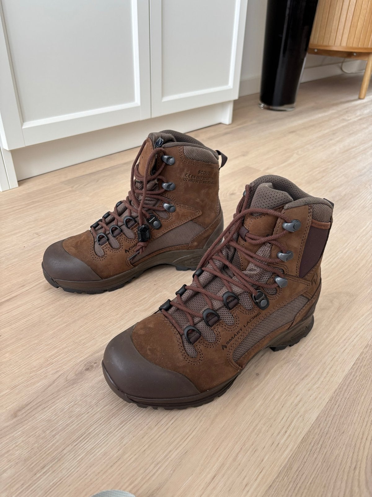 Nieuwe Haix wandelschoenen (UK 6 / EU 39), Ophalen, Nieuw, Schoenen