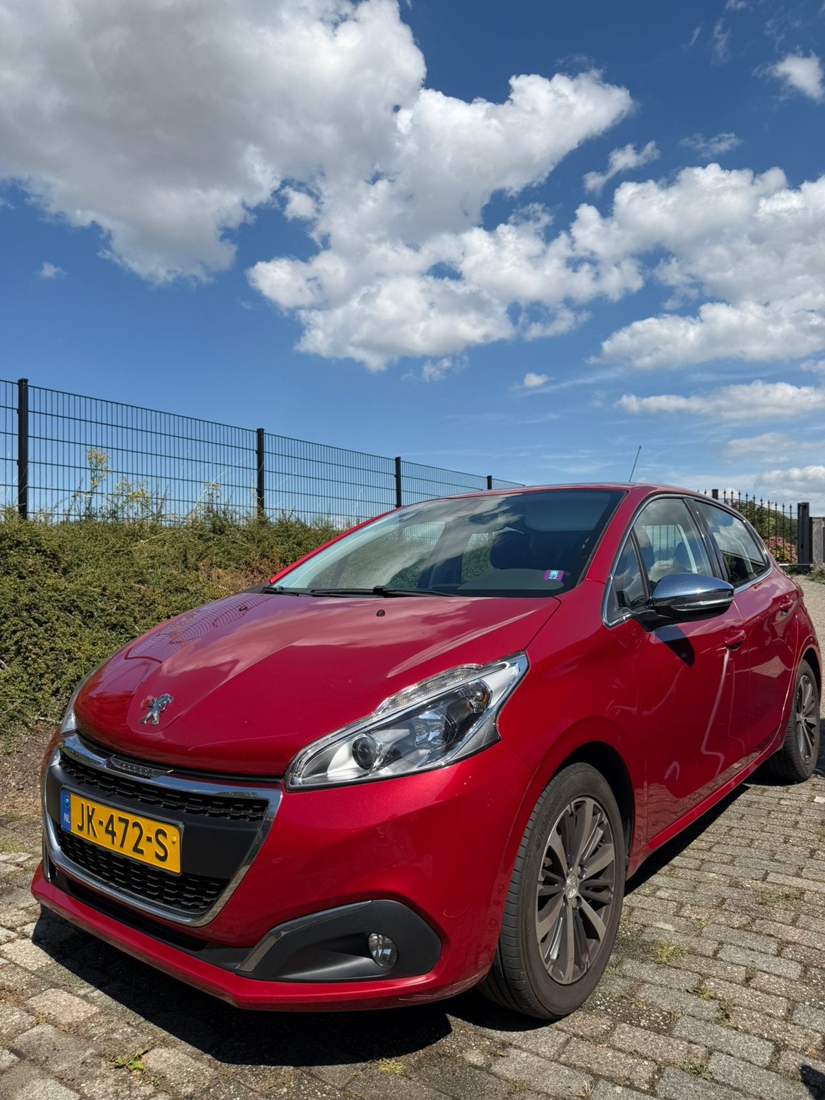 Peugeot 208 1.2 PureTech 110pk 2016, Voorwielaandrijving, 40 €/maand, 23 km/l, Origineel Nederlands