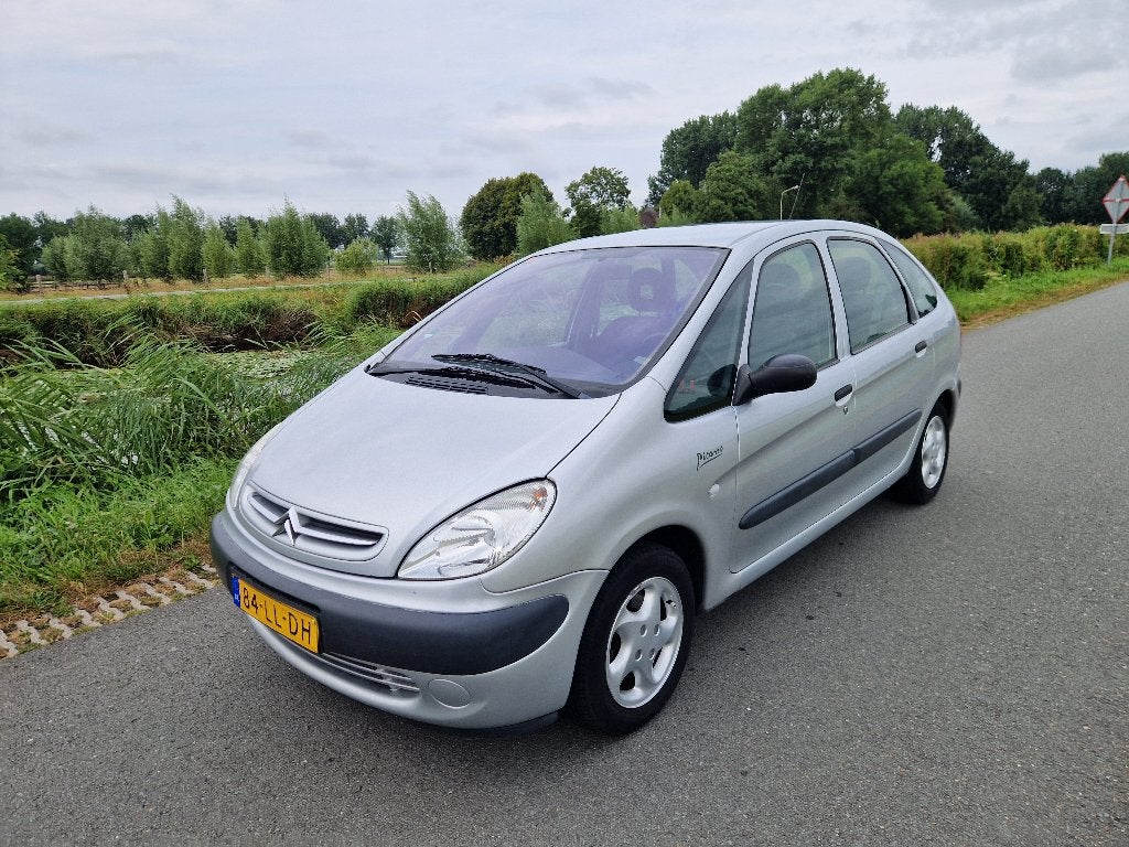Citroën Xsara 2.0 16V Picasso Automaat Airco Nw APK Trekhaak, Auto's, Citroën, Xsara, 4 cilinders, 700 kg, Origineel Nederlands