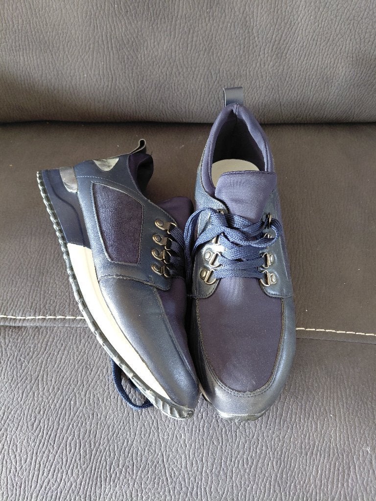 Donkerblauwe dames schoen maat 41, Kleding | Dames, Blauw, Ophalen of Verzenden, Sneakers of Gympen, Zo goed als nieuw