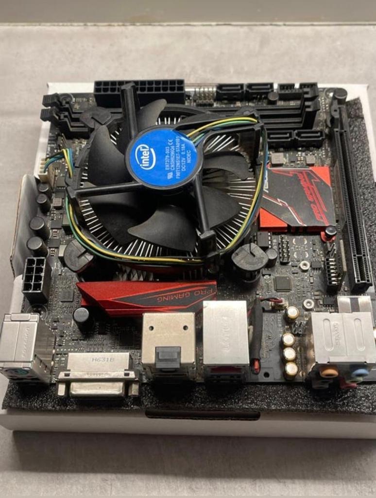 ASUS B1501 PRO GAMING/AURA met intel i7 - 6700 TPM module, Ophalen, Gebruikt, Intel, DDR4