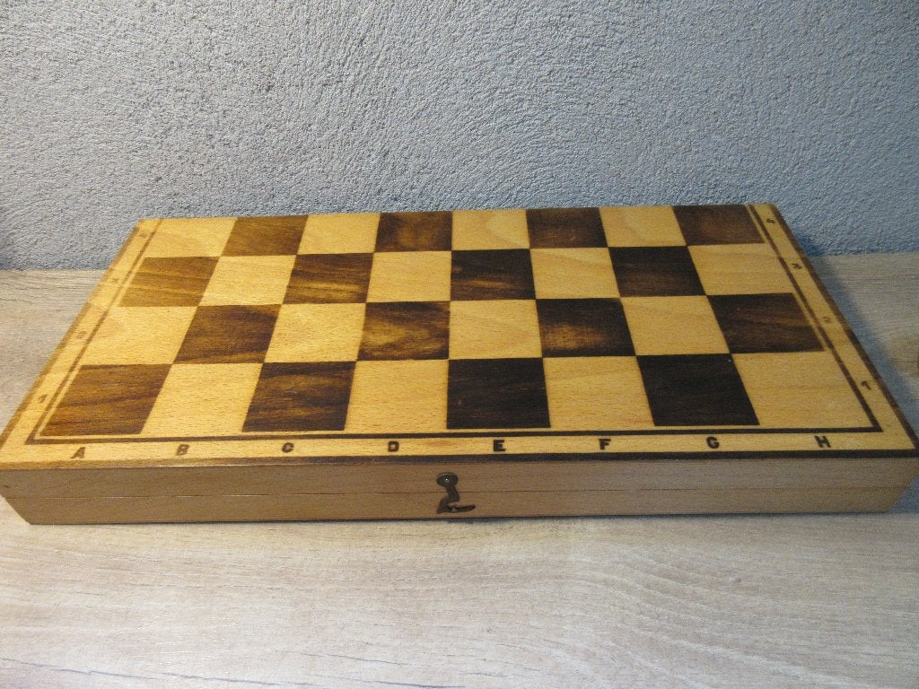Houten opvouwbaar schaakbord met schaakstukken, Ophalen of Verzenden, Gebruikt