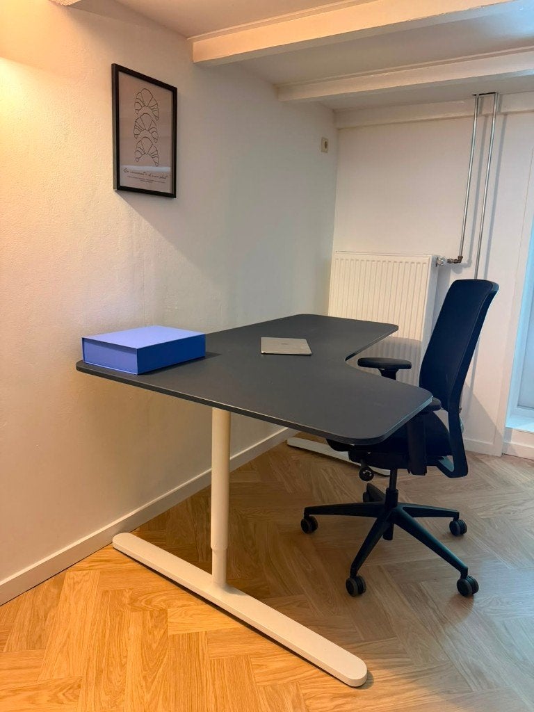 IKEA BEKANT Hoekbureau (nieuwprijs EUR 209), Ophalen, 160 cm, Gebruikt, Hoekbureau